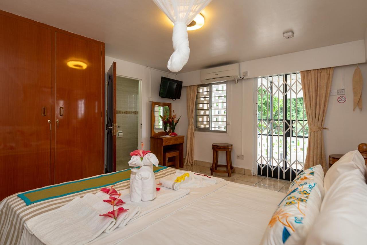 Janes' Serenity Guesthouse Anse a La Mouche Ngoại thất bức ảnh